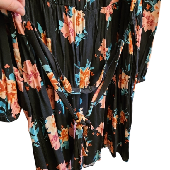 Torrid Mini Stretch Challis A-line Dress size 2 - Picture 5 of 6